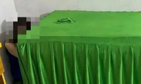 Bắt quả tang 6 nữ tiếp viên phục vụ "khách làng chơi" tại cơ sở massage: Bán dâm giá 1 triệu đồng, bị "cắt phế" 500.000 đồng