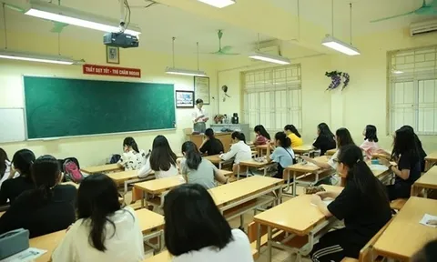 Từ năm 2026: Thời gian nghỉ hưu ở tuổi cao hơn đối với nhà giáo trong cơ sở giáo dục công lập được quy định ra sao?