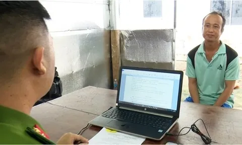 "Giở trò đồi bại" với 2 bé gái cùng xóm, gã đàn ông 41 tuổi khai gì?