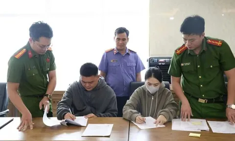 Bắt tạm giam Nguyễn Tấn Hiền, Đỗ Thị Thùy Trang bị cấm đi khỏi nơi cư trú