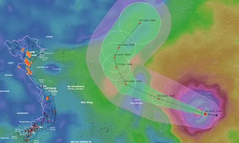 Siêu bão Fung Wong mạnh cấp 15, giật cấp 17, sắp vào biển Đông