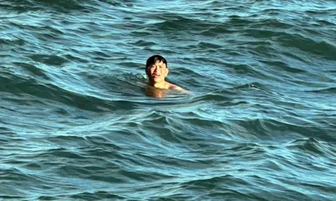 Kỳ tích giữa biển: 3 ngư dân Lý Sơn trôi dạt hai ngày được cứu sống