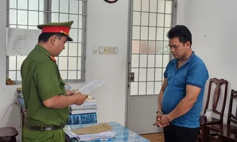 Khởi tố, bắt tạm giam Huỳnh Văn Nhí