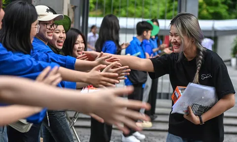 Ngày cuối kỳ thi THPT 2025: Một phòng thi, thí sinh có thể làm tới 5 môn khác nhau