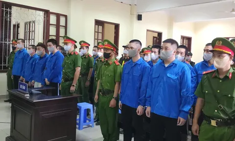 Chỉ vì một ánh mắt dẫn đến máu đổ:  Cả băng nhóm lao vào cuộc chiến giữa đêm