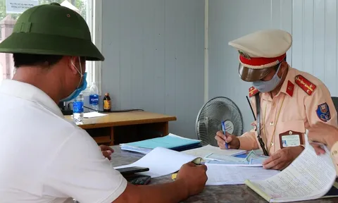 Tài xế ô tô dương tính với ma túy, không giấy phép lái xe, bị phạt hơn 56 triệu đồng