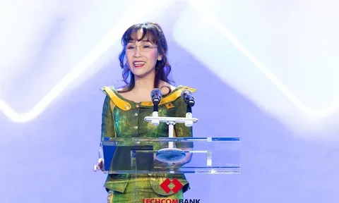 Hé lộ chân dung người phụ nữ giàu thứ 2 Việt Nam