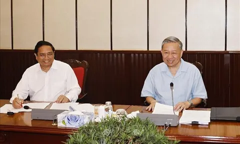 Tổng Bí thư, Chủ tịch nước Tô Lâm chủ trì Phiên họp thường kỳ Lãnh đạo chủ chốt