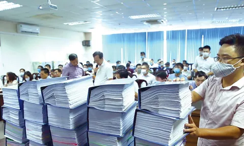 Chuyên nghiệp hóa đội ngũ "cầm cân nảy mực" trong đấu thầu