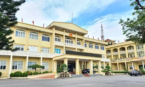 Mối quan hệ liên danh - đối thủ của 2 nhà thầu Công ty Hoàng Việt - công ty Thái Bình Minh tại 1 bên mời thầu