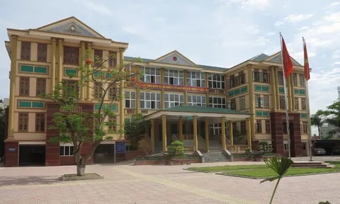 UBND huyện Đô Lương (Nghệ An): Công ty xây dựng và dịch vụ 369 trượt gói thầu 40,4 tỷ đồng vì lý do không đính kèm hồ sơ đề xuất kỹ thuật