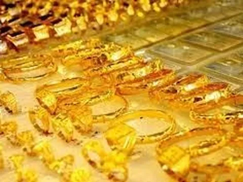 Cập nhật giá vàng chiều ngày 21/11/2024: Người dân khó mua?