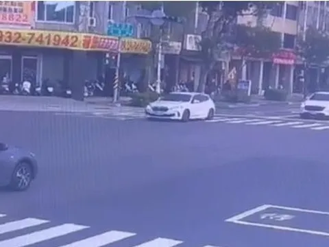 Clip: Đau xót cảnh con gái 6 tuổi tử vong vì bố gây tai nạn giao thông trong tình trạng say rượu