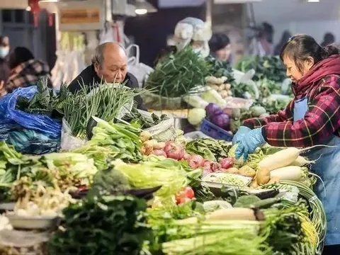 Ăn cải thảo mỗi ngày, người phụ nữ nhận kết quả bất ngờ sau lần tái khám bệnh