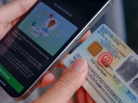 Tiền trong tài khoản sẽ bị 'đóng băng' không thể giao dịch nếu chưa xác thực sinh trắc học từ 1/1/2025