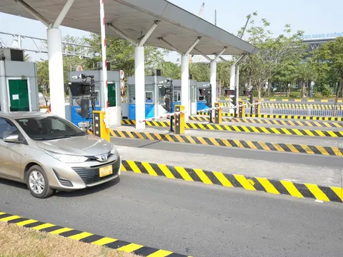 Sân bay Nội Bài áp dụng thu phí không dừng, những điều tài xế không thể bỏ qua