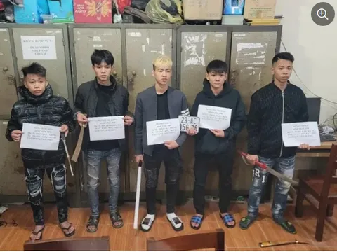 Nhóm thanh niên quen qua mạng xã hội rồi rủ nhau đi cướp