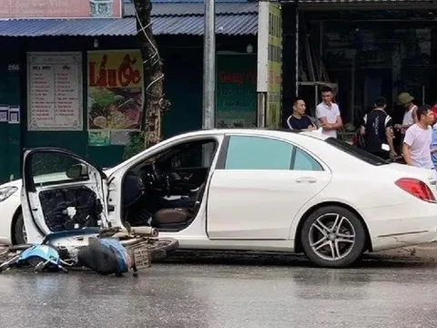 Từ 1/1/2025, vi phạm khi mở cửa ô tô tăng mức phạt gấp 50 lần, chi tiết 27 hành vi, nhóm hành vi bị tăng mức phạt