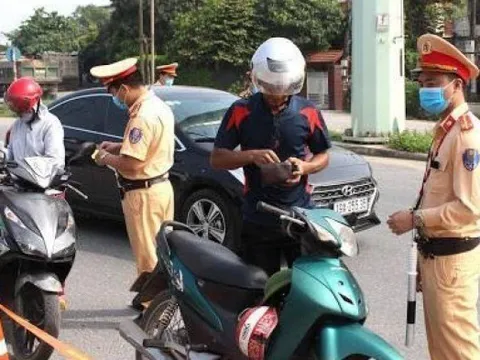 Nóng: Thưởng đến 5 triệu đồng cho người báo tin vi phạm giao thông