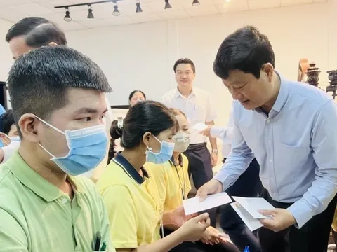 Bình Dương: Lộ diện doanh nghiệp kinh doanh bất động sản thưởng Tết cao nhất 840 triệu đồng