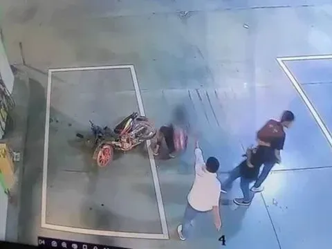 Điều tra vụ nam thanh niên bị bắn chết ngay tại trạm xăng, camera soi chi tiết vụ việc như phim hành động