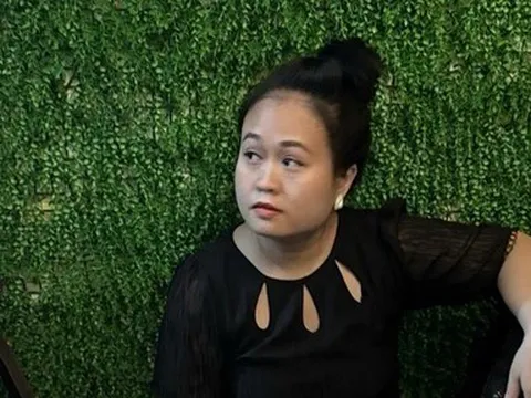 "Tú bà" xinh đẹp môi giới cho nữ tiếp viên phục vụ "quý ông" với giá 8 triệu đồng/đêm là ai?