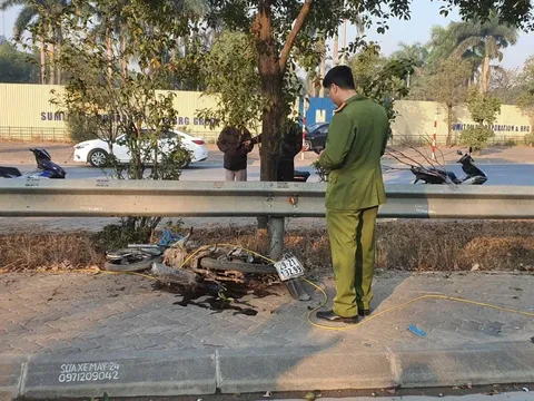 Hiện trường ám ảnh xe máy nát bét sau va chạm với xe tải, 3 người tử vong thương tâm, nhân chứng nói gì?