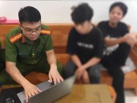 Sinh viên bán mã độc, đối tượng mua để sửa điểm cho học sinh ở Phú Thọ