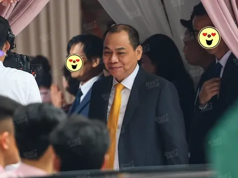 Vẻ ngoài tươi vui, liên tục mỉm cười của vợ chồng tỷ phú Phạm Nhật Vượng trong lễ ăn hỏi con trai và Á hậu Phương Nhi