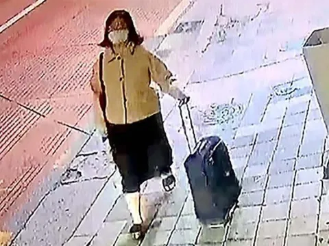 Camera ghi lại khoảnh khắc cô gái 20 tuổi kéo valy đựng thi thể đi phi tang: Lời khai lạnh lùng sau khuôn mặt ngây thơ và bản án tù chung thân
