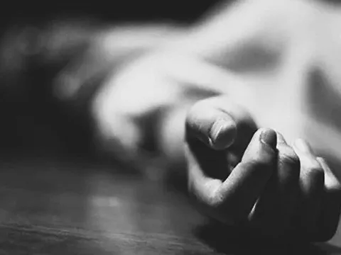 Phát hiện thi thể bị cháy nửa người trong căn hộ cao cấp: Camera an ninh ghi lại hành động lạnh sống lưng của nghi phạm