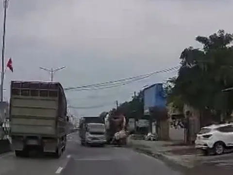 Từ clip của người dân cung cấp, một tài xế bị phạt 19 triệu đồng, trừ 4 điểm trên giấy phép lái xe
