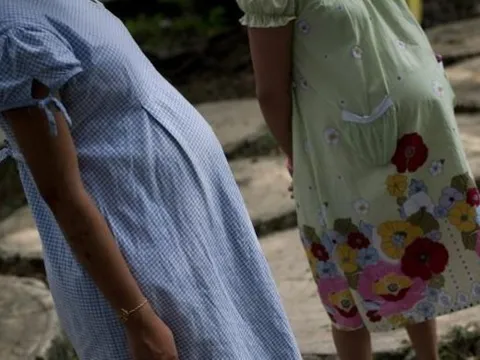 Nữ nạn nhân được giải cứu khỏi trang trại "trứng người" phơi bày bí mật đen tối của nhóm người Trung Quốc