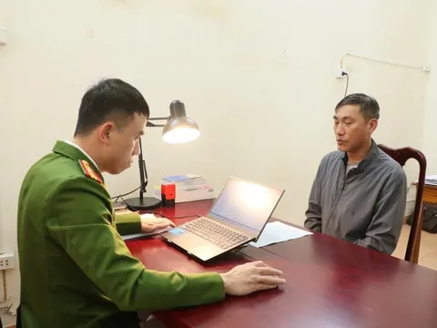 Khởi tố Phạm Văn Hùng