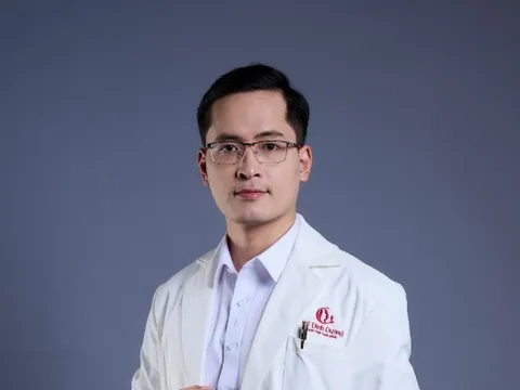 Người "hồi sinh" những ca mũi hỏng: Câu chuyện nghề của Bác sĩ Đình Dương