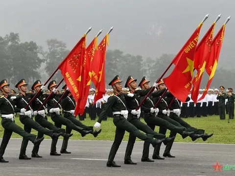 Phụ cấp tăng thêm 400% theo Nghị định 363 trong quân đội được tính trên những khoản lương nào?