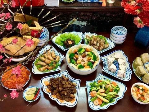 Chuyên gia phong thủy chỉ cách cúng giao thừa vừa đúng, vừa an tâm