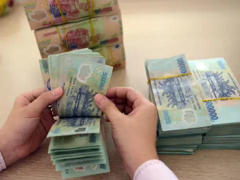 Làm thêm ban đêm dịp Tết Nguyên đán 2026, tiền lương tính ra sao?