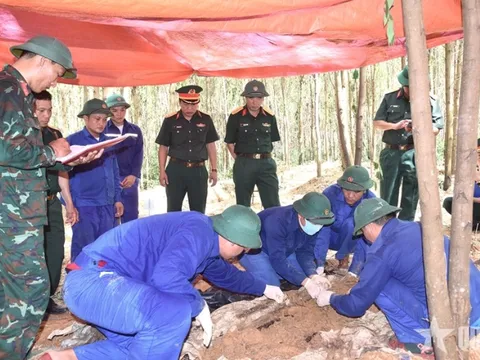 Năm 2026 giải quyết hưởng ít nhất 468,000 đồng/ngày cho Sĩ quan, QNCN, hạ sĩ quan, binh sĩ, công nhân và viên chức quốc phòng khi làm nhiệm vụ quy tập hài cốt liệt sĩ ra sao?