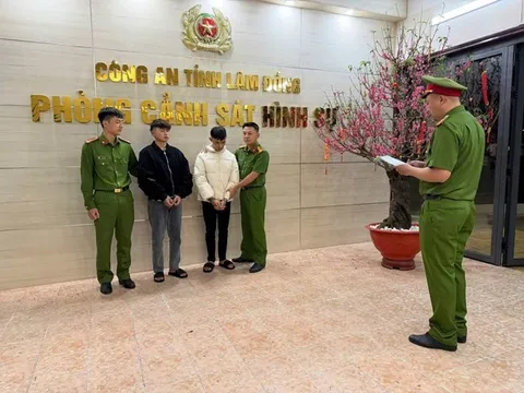 Bắt Lê Anh Huy và Trần Đỗ Thanh Phong, cướp tiệm vàng trong đêm giao thừa