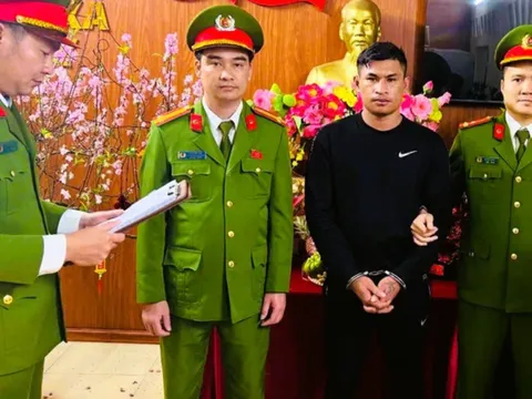 Bắt Lê Hữu Sơn, lộ "chuyện xấu" với bé gái 13 tuổi