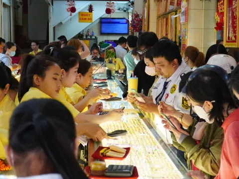 Không phải ai cũng nên mua vàng ngày vía Thần Tài: 3 nhóm người cần cân nhắc kỹ