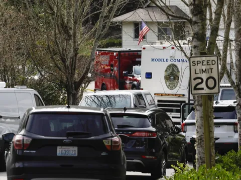 Đâm dao liên tiếp tại khu dân cư, 5 người thiệt mạng