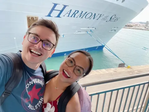 Cặp đôi từng gây chú ý với chuyện tình “cô gái Việt – chàng thủy thủ Pháp” thông báo chia tay, bất ngờ lý do phía sau