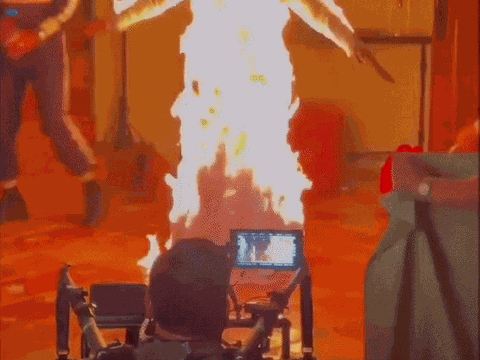 Clip hậu trường gây sốc: Katy Perry bị thiêu sống khi quay MV mới, ê-kíp vội lao vào dập