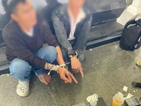 Bắt, khám xét nơi ở của Nguyễn Phi Hùng