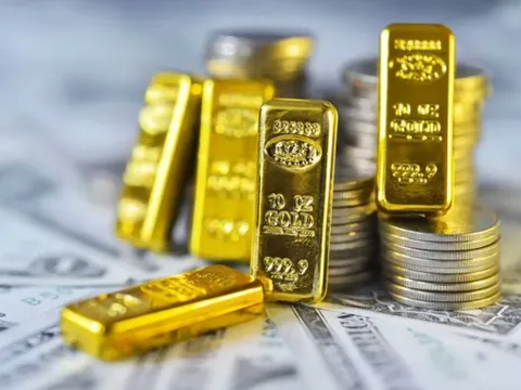 Giá vàng giảm sâu: Chuyên gia cảnh báo vùng nén chiến lược