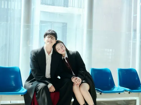 Visual "tràn màn hình": Quỳnh Kool - Huỳnh Anh tung bộ ảnh đẹp như phim điện ảnh Hàn Quốc