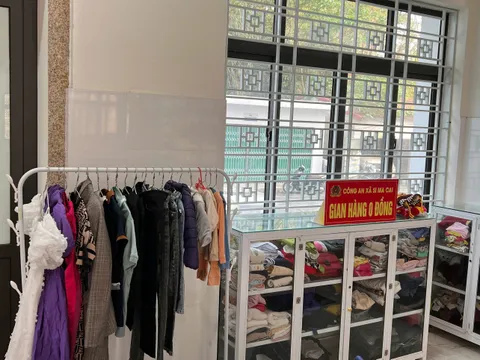 Ấm lòng "Gian hàng 0 đồng" giữa đại ngàn Si Ma Cai: Nơi yêu thương không có khoảng cách