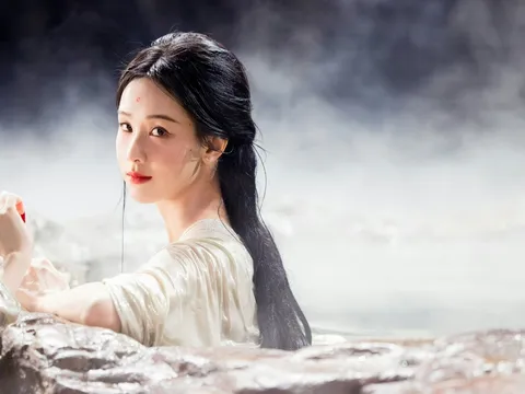 Nhan sắc "một chín một mười" với Cúc Tịnh Y trong Nguyệt Lân Ỷ Kỷ: Nàng hồ ly này là ai mà gây sốt đến thế?